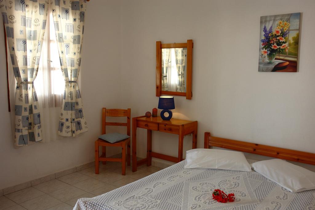 Irene Rooms Folegandros Island Exterior photo