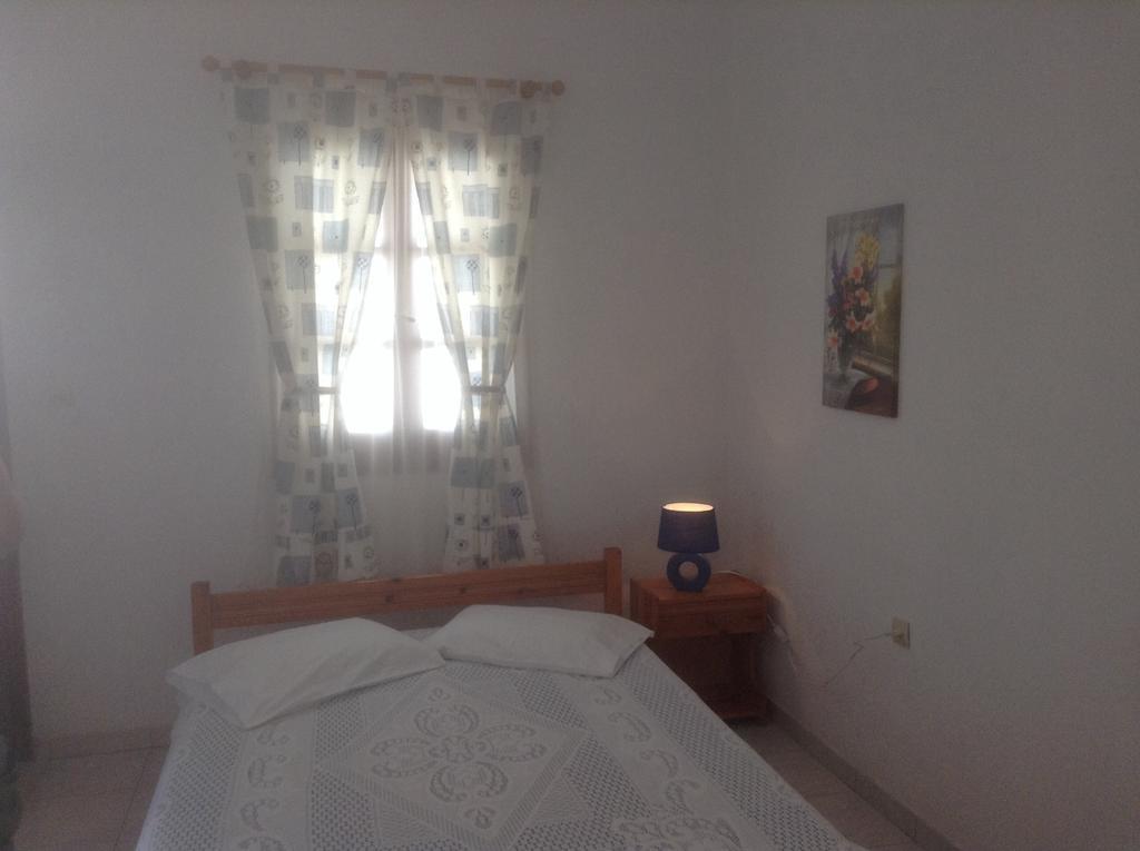 Irene Rooms Folegandros Island Exterior photo